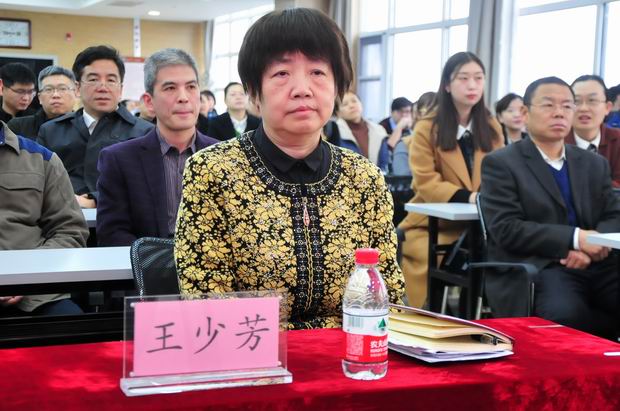 法国凡尔赛医院代表团访问安阳市人民医院开展交流合作