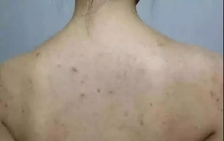 日本口碑爆棚的美白皂，洗完连手肘腋下都变粉嫩了！