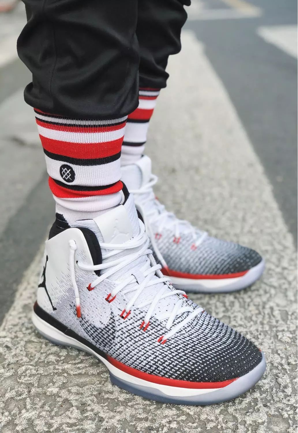 韦德之道7小猪佩奇上脚,匡威韦德球鞋1.5测评