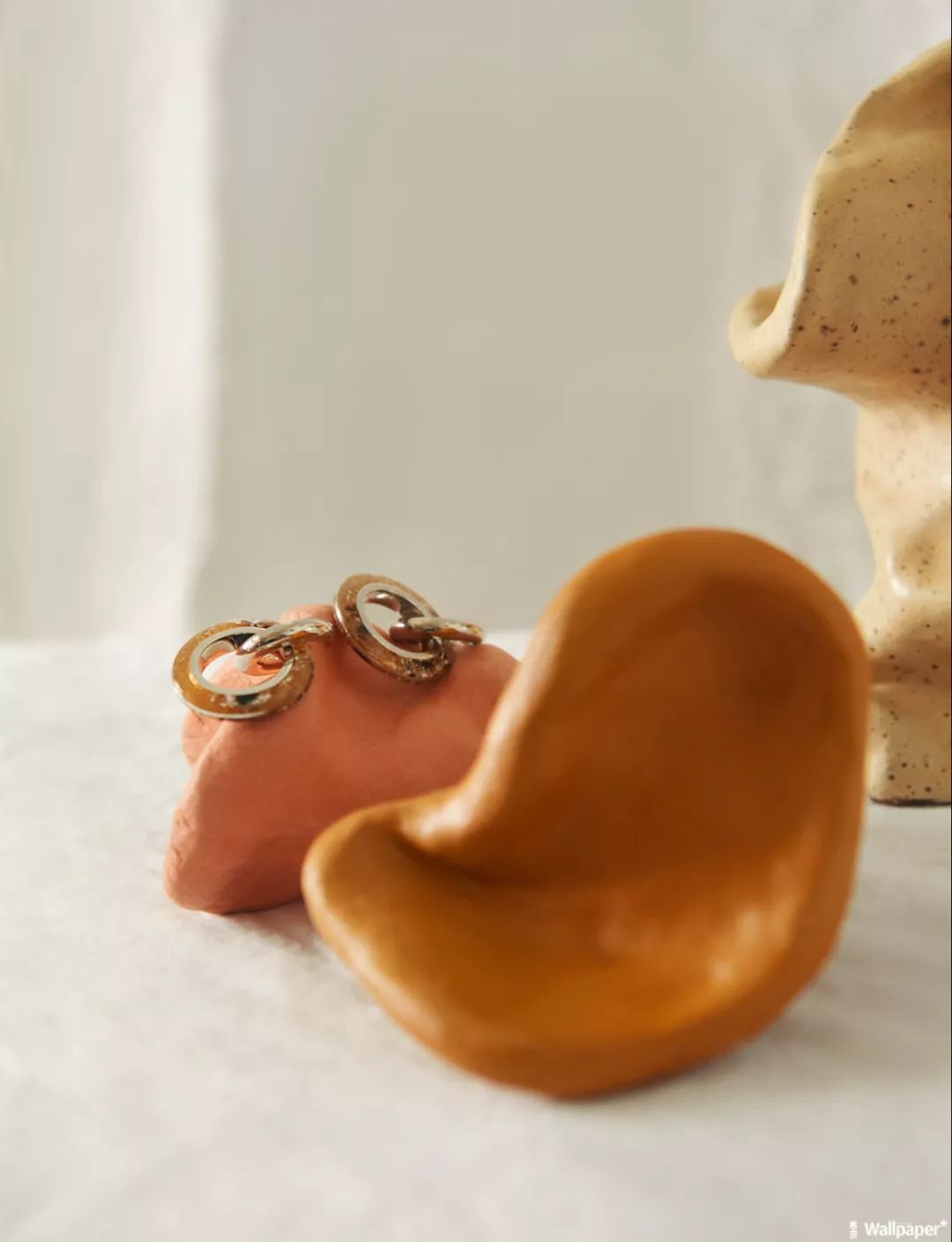 我们在瑞典艺术家的工作室里拍摄了一组静物片