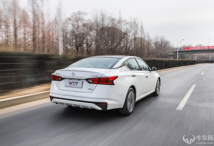 全新天籁2.0l悦享版试驾,全新天籁2.0l深度测评