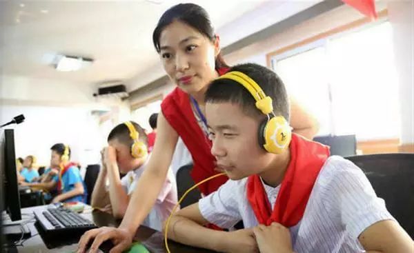 广西残疾儿童延缓入学申请条件,广西残疾人免学费政策文件