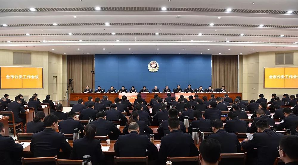 忠诚履职尽责争当时代先锋,履职尽责强化新时代使命担当