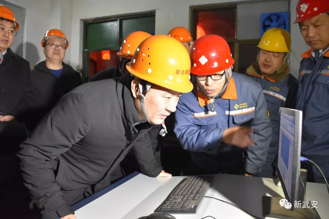 市长带队开展节前消防安全检查,县委书记突击夜查防控检查站