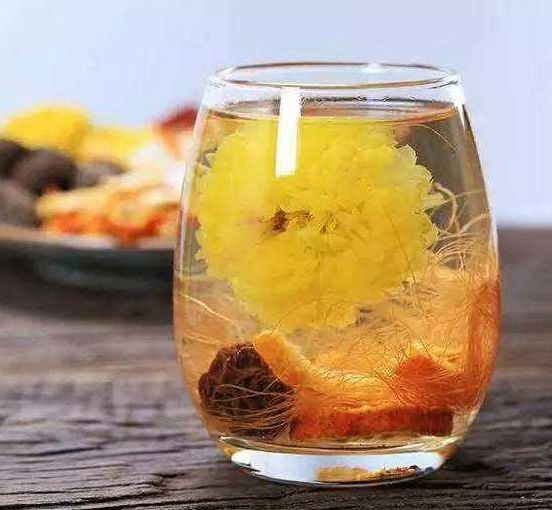 「新世相」因过年太累，男子被送医抢救……这几个保命技巧一定要知道