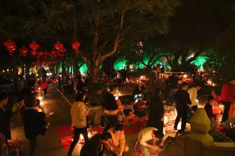 震撼南京灯光秀,玄武山最新景点