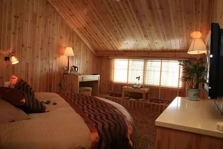 黄山正月游玩,黄山人游黄山免费票难抢吗