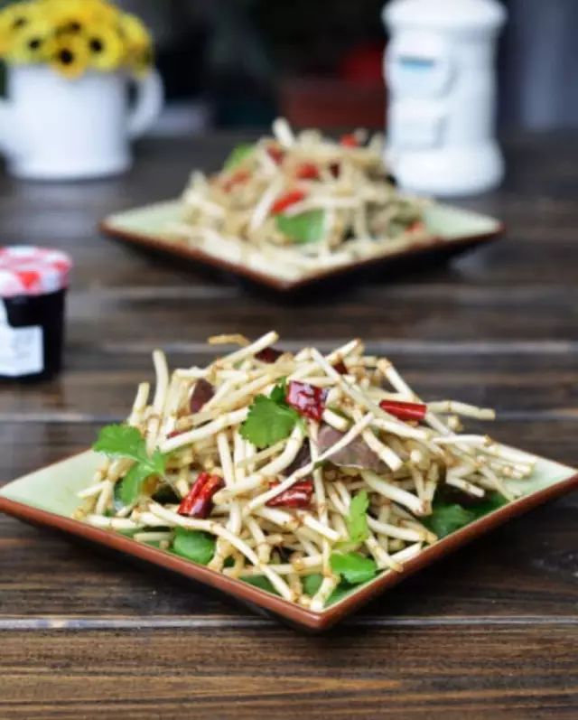 贵阳吃折耳根的地方,贵阳不光折耳根还有很多美食