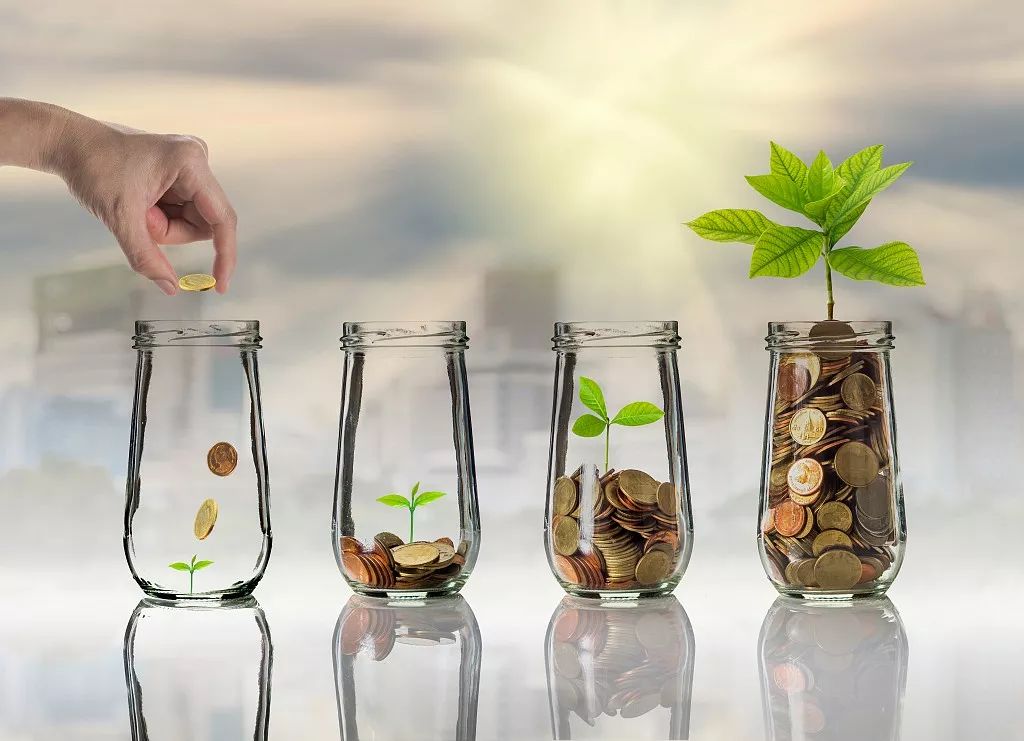 卖一个爱马仕的包挣多少,爱马仕包摆地摊