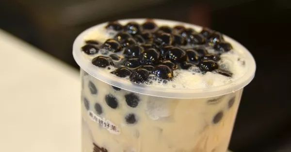 为什么我们会对奶茶上瘾,你为什么沉迷于美颜中无法自拔