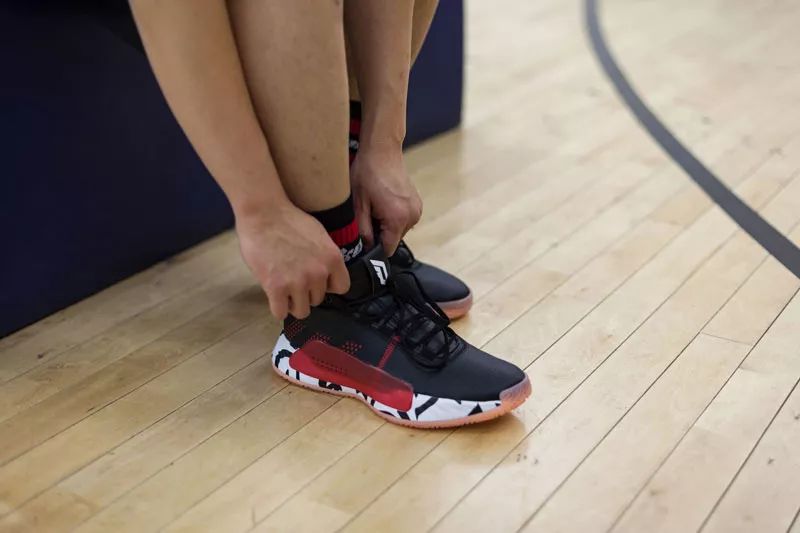 利拉德5代测评,花600买一双跑鞋值吗