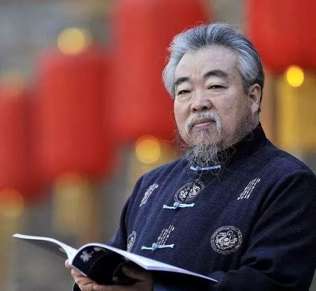 鍗庢枃鑸掍綋,鍗庢枃琛屾シ鍜屽崕鏂囪垝浣撳摢涓洿鍥介