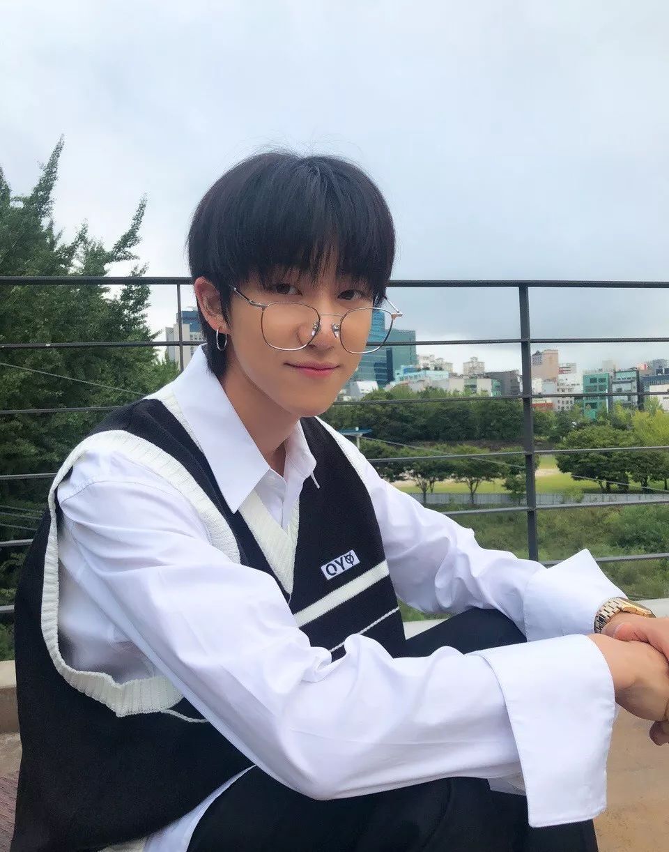 和田柾国金有谦是好友，97年的*明徐**浩参加《青春有你》终于被发现！