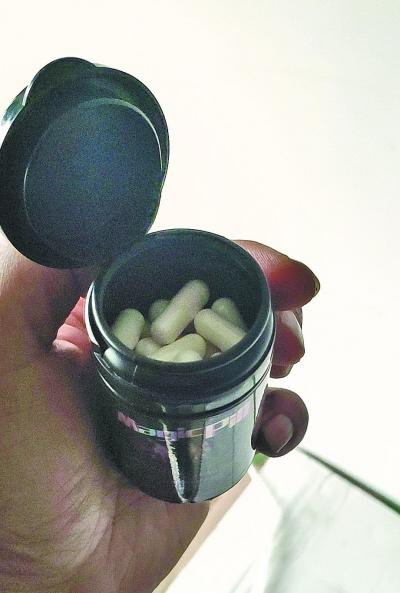 泻药加减肥药,标称进口减肥药竟是泻药掺面粉