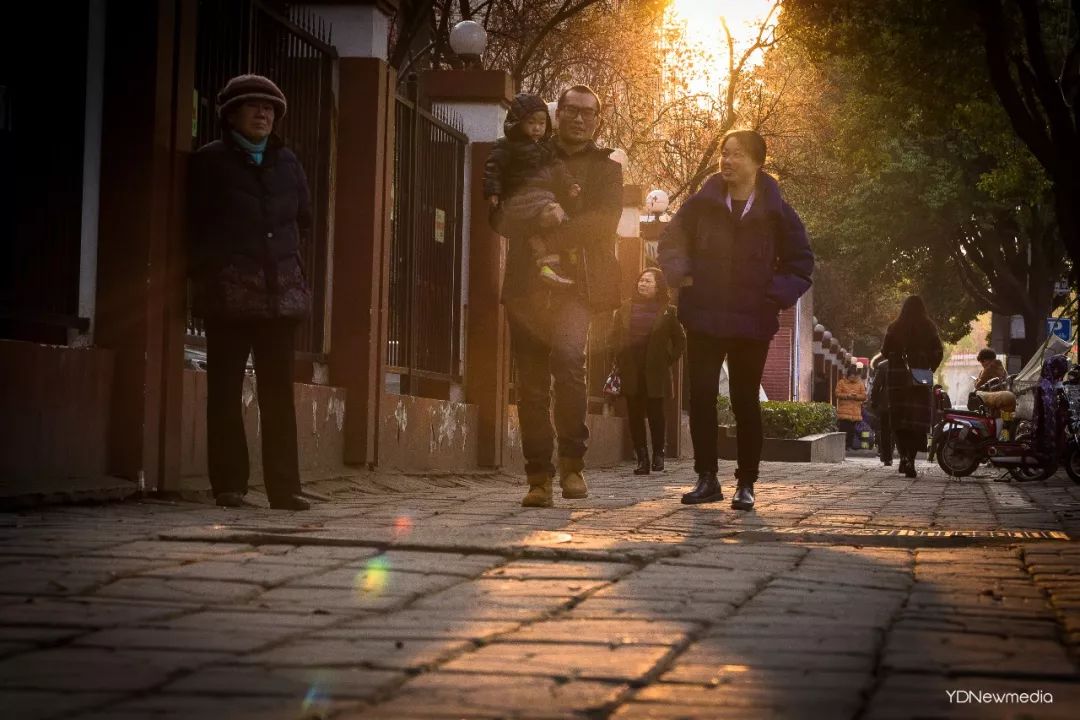 都说，出常青花园等于出了个国……