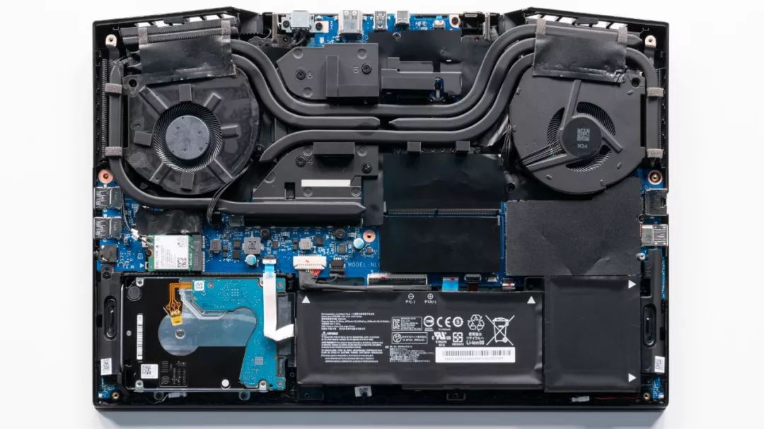 良心的中端游戏本,聊聊最近很火的两款游戏本