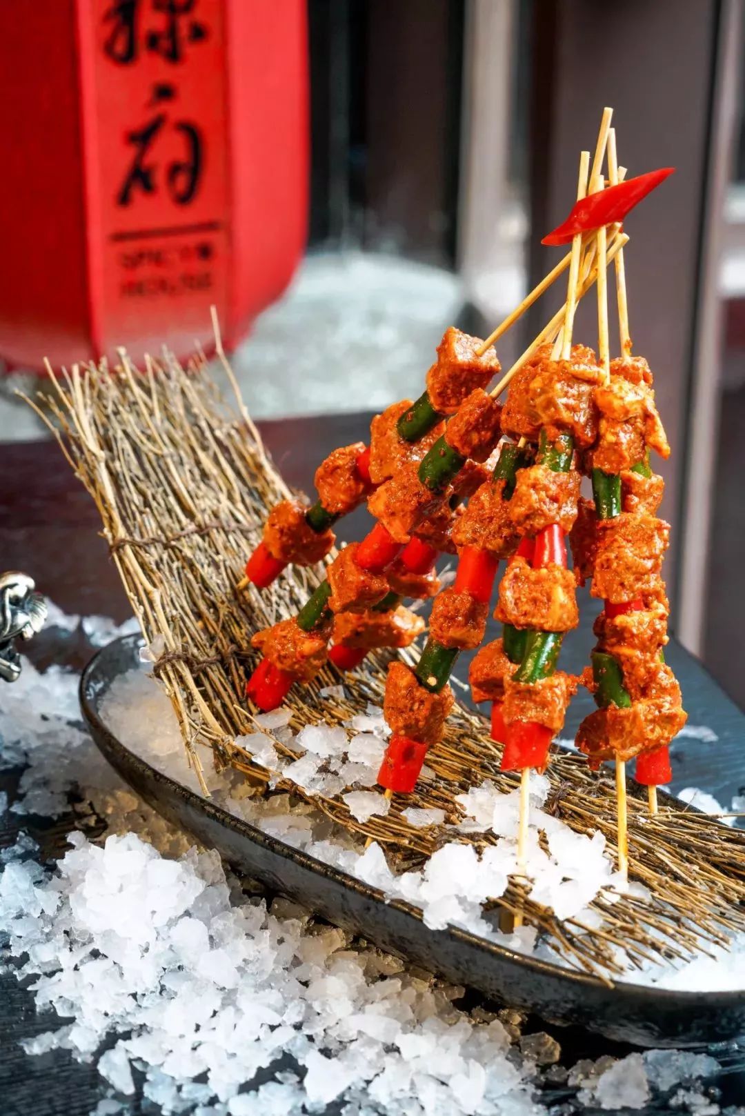 三街两巷南宁团购火锅,南宁三街两巷网红打卡地火锅