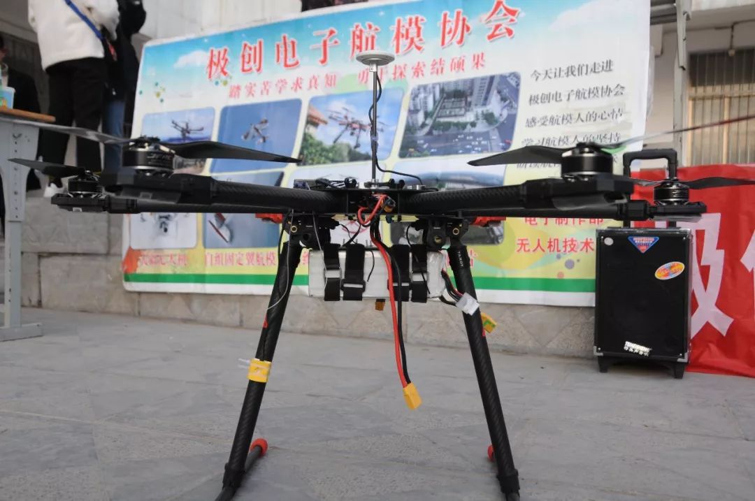 社团文化节社团招新即将开始,社团招新火热举行新成员