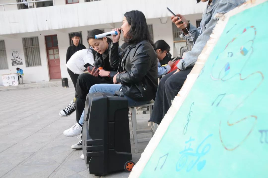 社团文化节社团招新即将开始,社团招新火热举行新成员