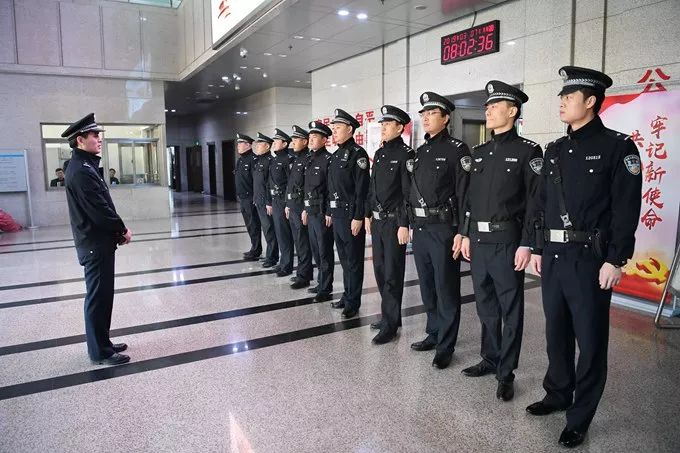 深度揭秘法院法警工作状态,法警工作日常有哪些