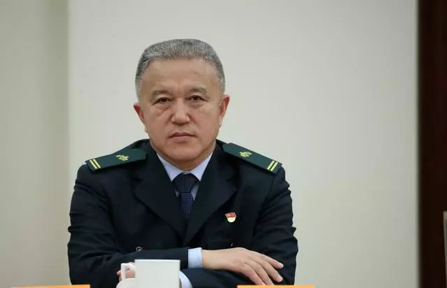 【苏邮观*会两**】何健忠：为收一封邮件雪地步行7小时