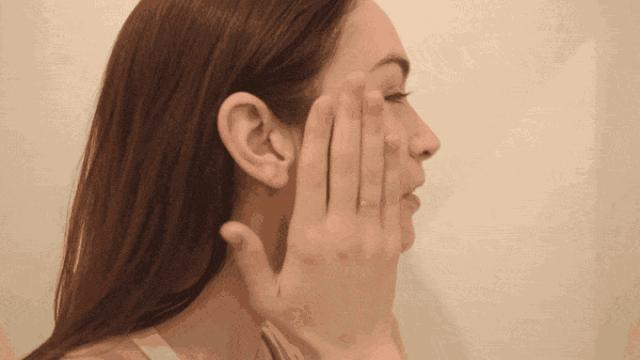 石原里美代言妆前乳,日本销量第一产品