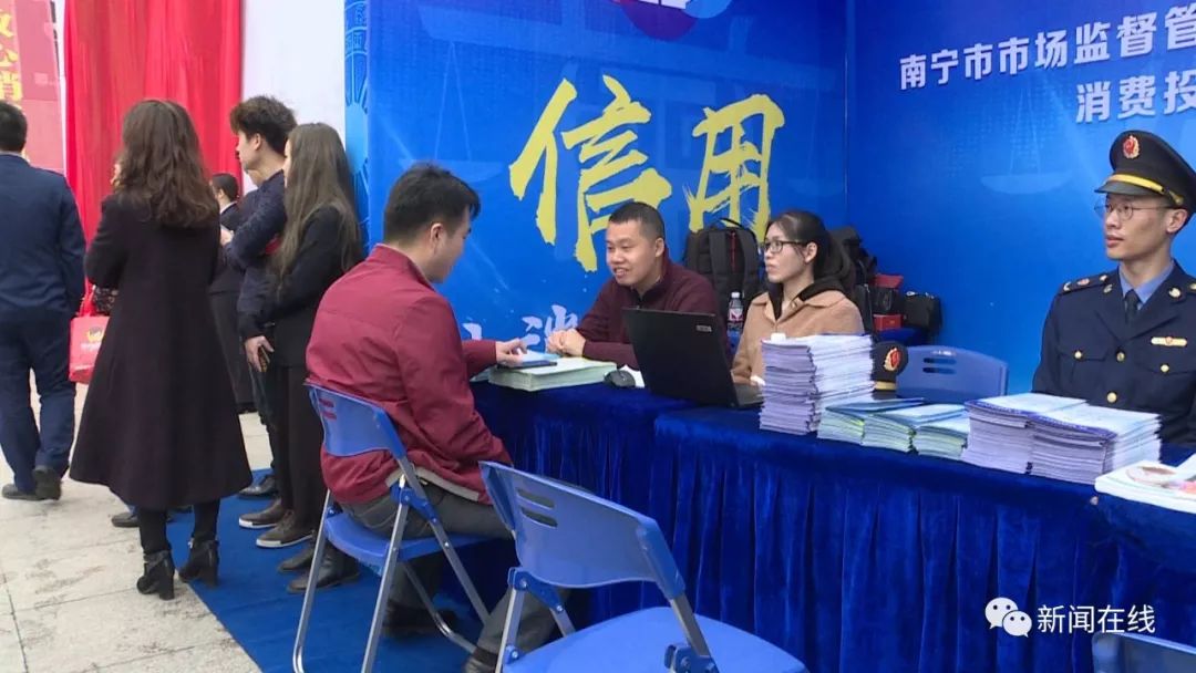 你能看出这两件商品哪个正嘢吗？【话题】