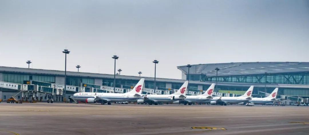 去天津坐飞机方便吗,聪明的人坐高铁