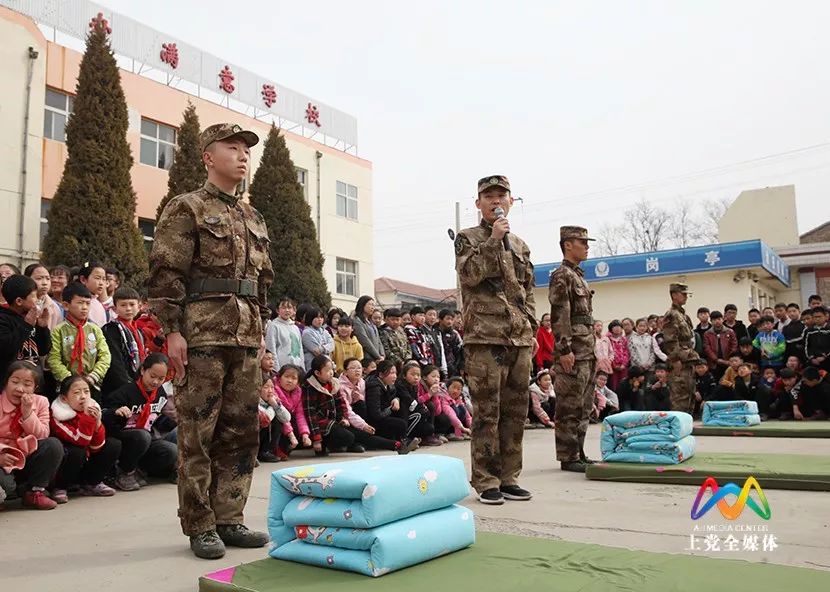 兵哥哥进大学视频,兵哥哥把被子叠成豆腐块