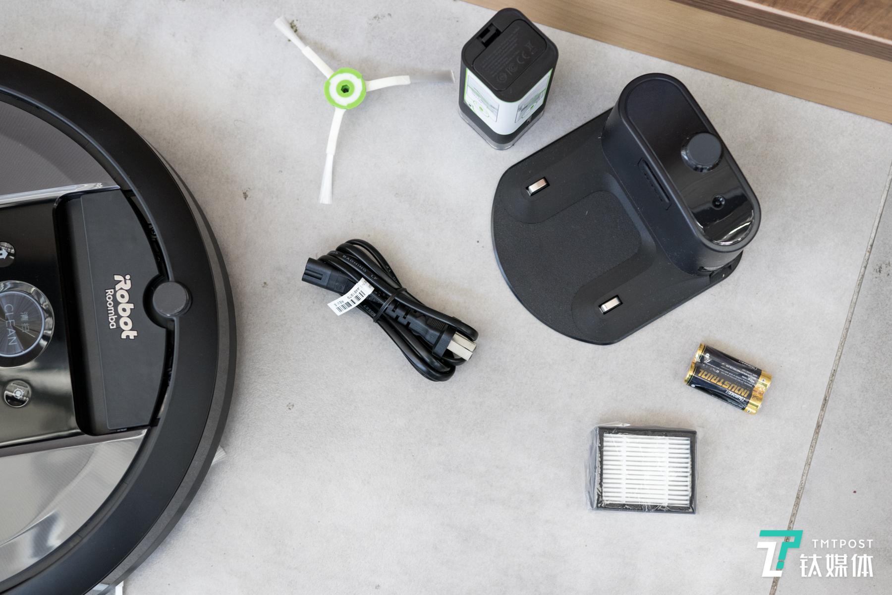 告别清理尘盒的烦恼，iRoboti7+扫地机器人及自动集尘系统体验|钛极客