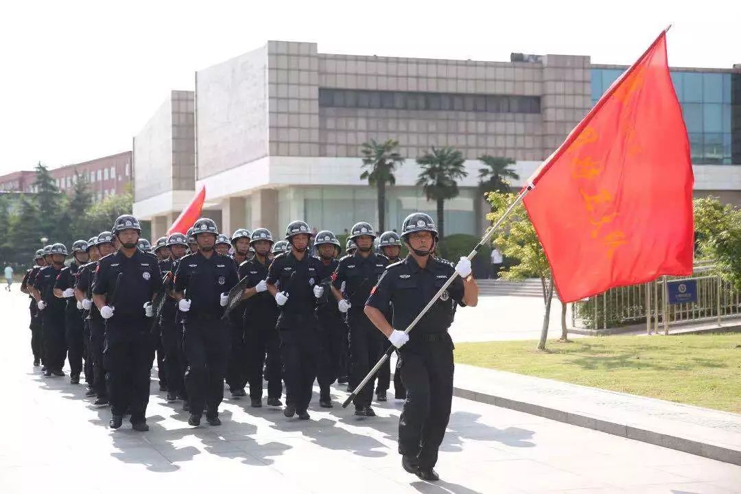 他山之石|“放管服”有温度有速度！盐城警方巧做“运算题”，努力让群众得实惠