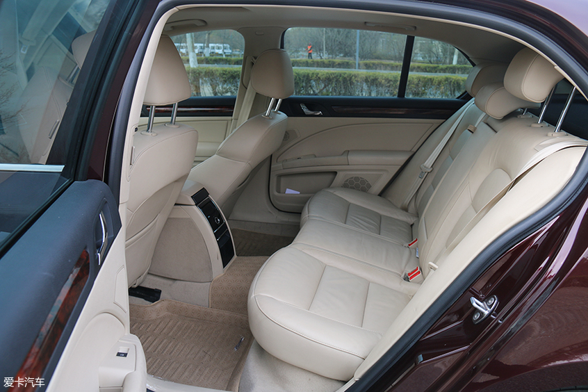 6万左右的新车劳斯莱斯,最值得入手的二手车劳斯莱斯