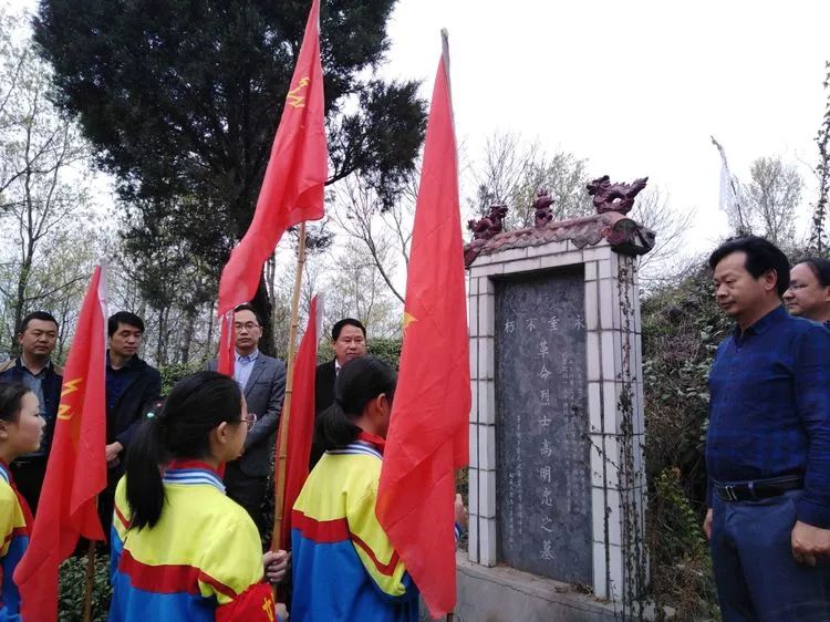 清明节小孩注意什么,清明节小朋友要怎么过