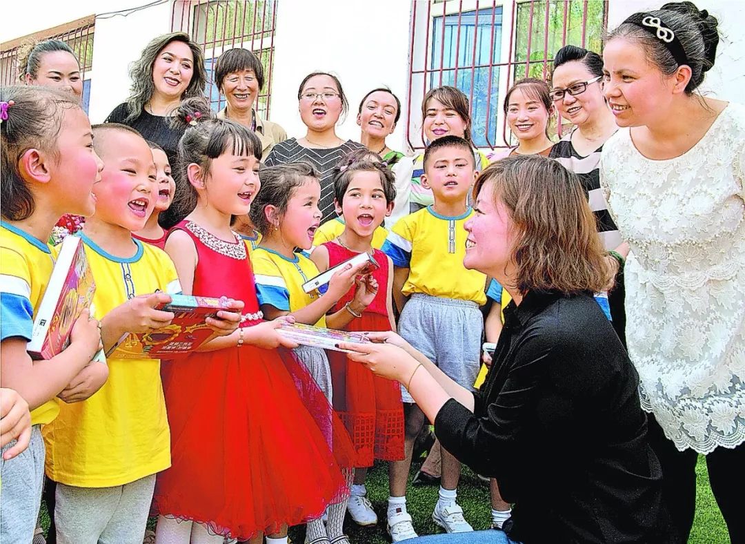 揪心！吐鲁番女童不慎断臂，医生这样叮嘱...