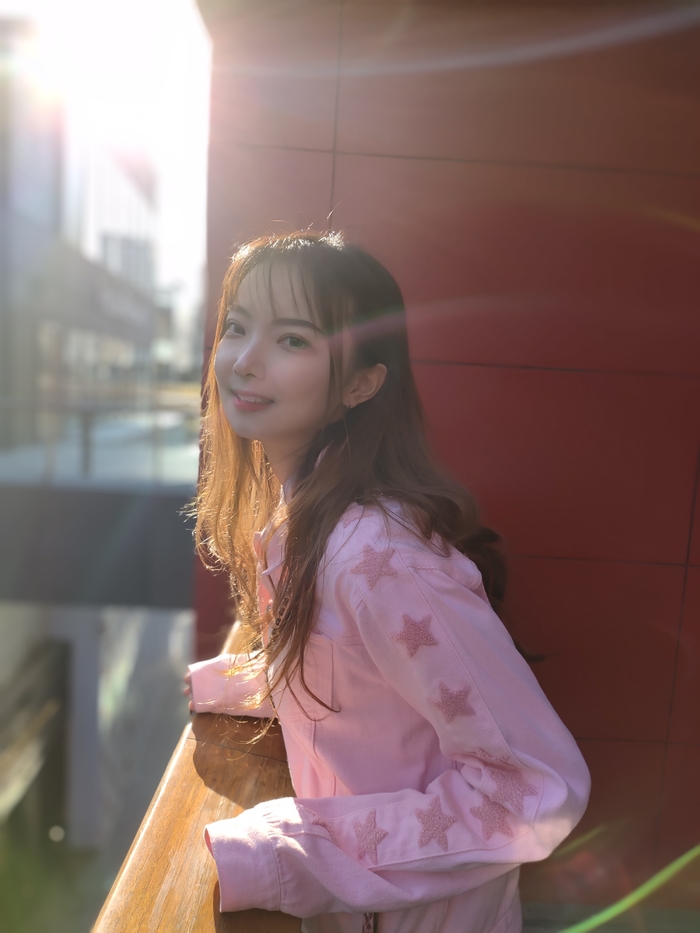 孔雀开屏般的美丽vivox27测评,vivox27采用的是什么屏旗舰版