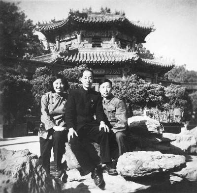 古墓挖出古籍却被美国骗走当国宝,中国古墓被发现出土了一本奇书