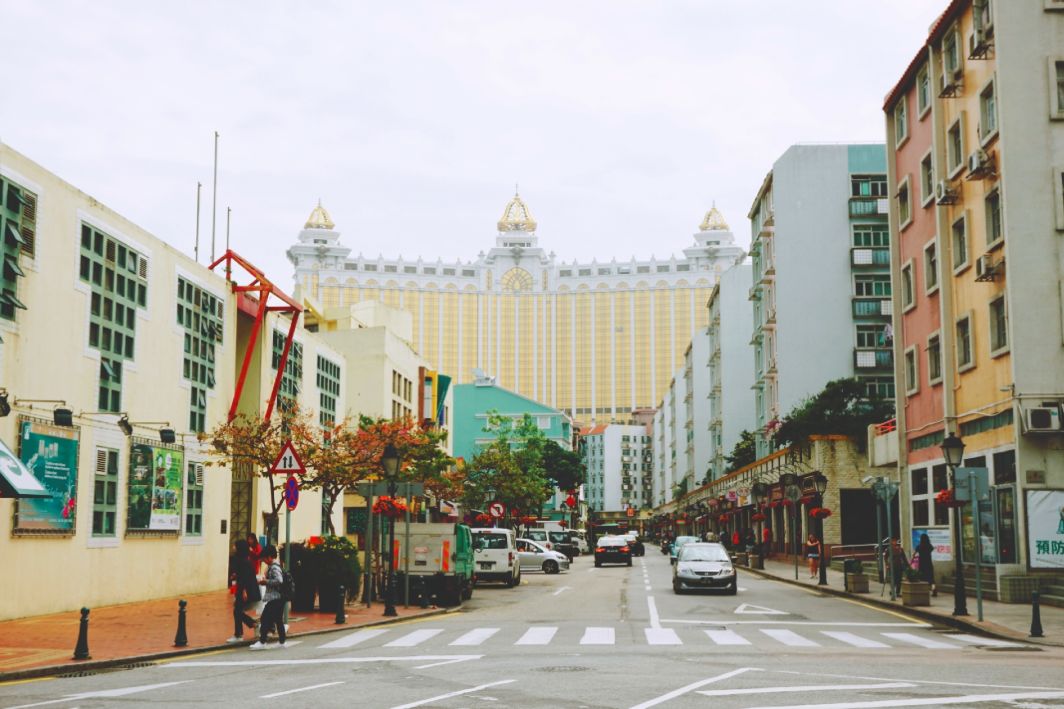 2h直飞去翻版欧洲!这里是吃货的天堂,比香港更多彩!