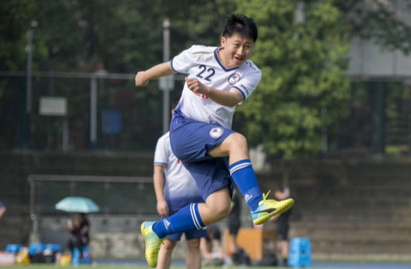 原创|为了回馈“3厘米”的成长,教授张育新在重大做了这几件事……