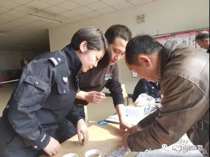 电动车先考证还是先上牌,电动车要考驾照是真是假