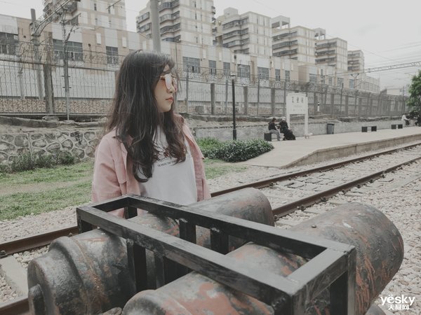 opporeno十倍变焦版实测拍照效果,opporeno10倍变焦拍照真实感受