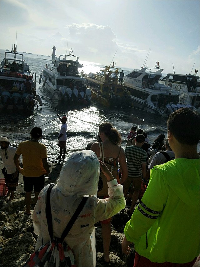 巴厘岛阿勇河漂流自由行,巴厘岛佩尼达岛浮潜视频