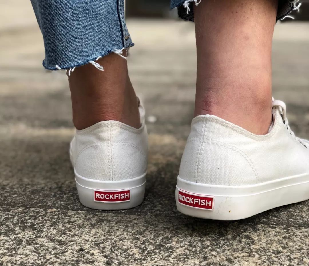 凯特王妃同款帆布鞋,梅根王妃穿什么鞋好看