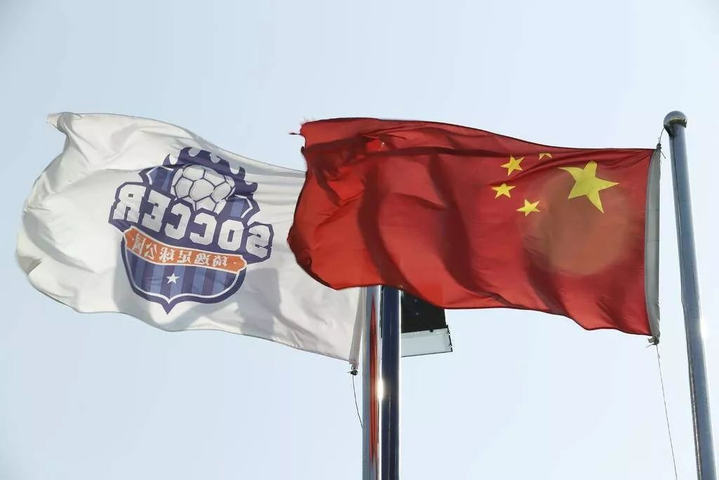 鸣锣开赛,鸣锣开市时刻中国公募