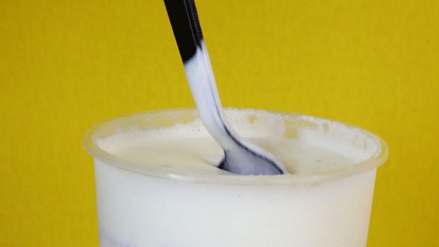 小鹿茶和瑞幸咖啡的咖啡一样吗,瑞幸咖啡奶盖茶怎么样