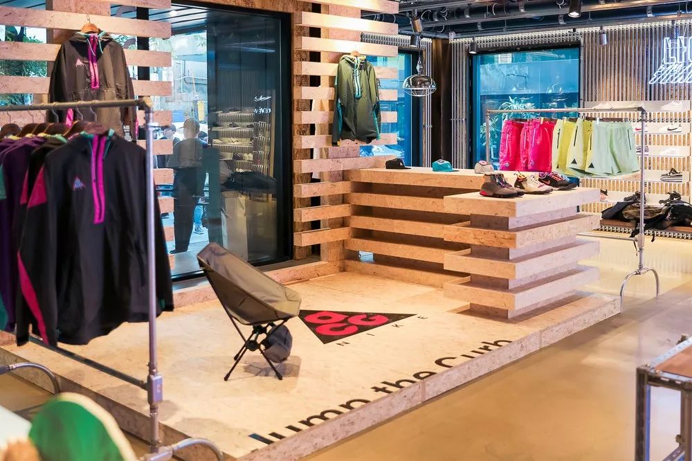 寻觅一些韩国服饰品牌换换口味？那我们不如从球鞋入手吧~