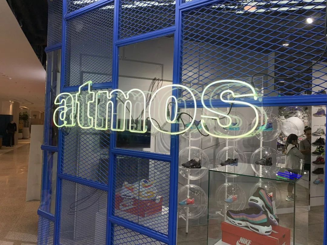 泰国最大球鞋店,泰国曼谷球鞋实体店