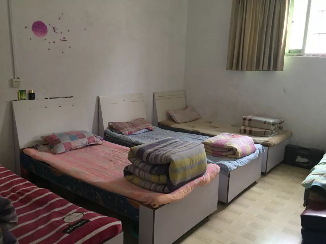 河南少林登封嵩山武校,登封京门武校