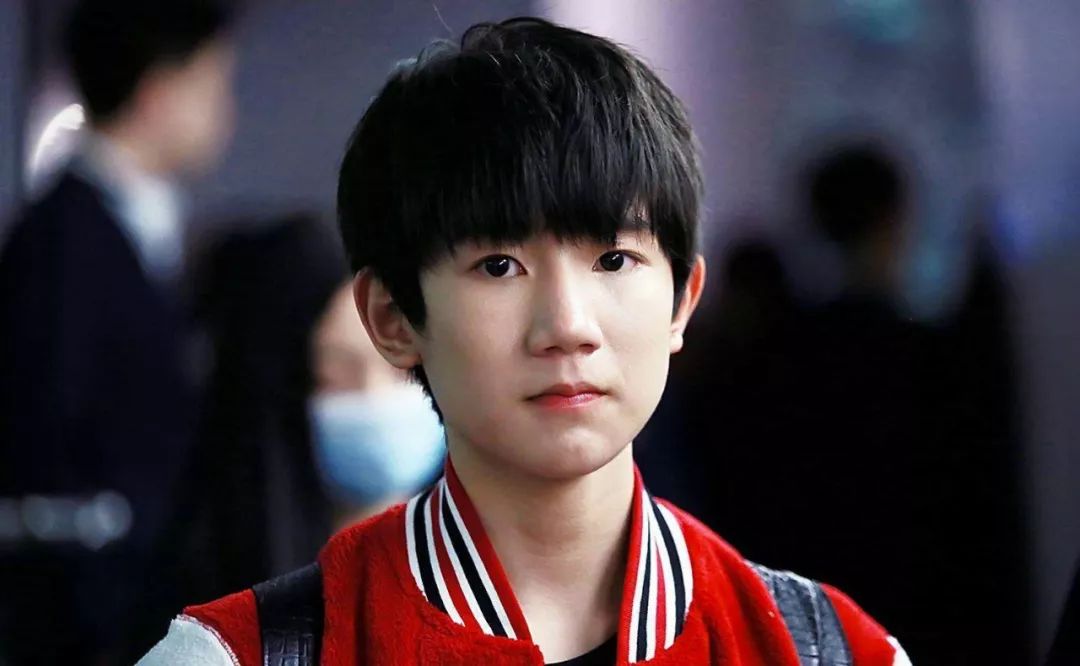 王源崩溃大哭,王源崩溃大哭别人的反应