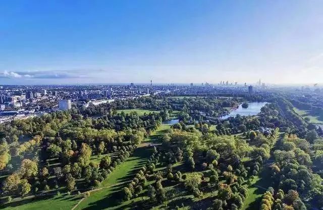 待天气晴好,伦敦阴雨天去哪旅游好