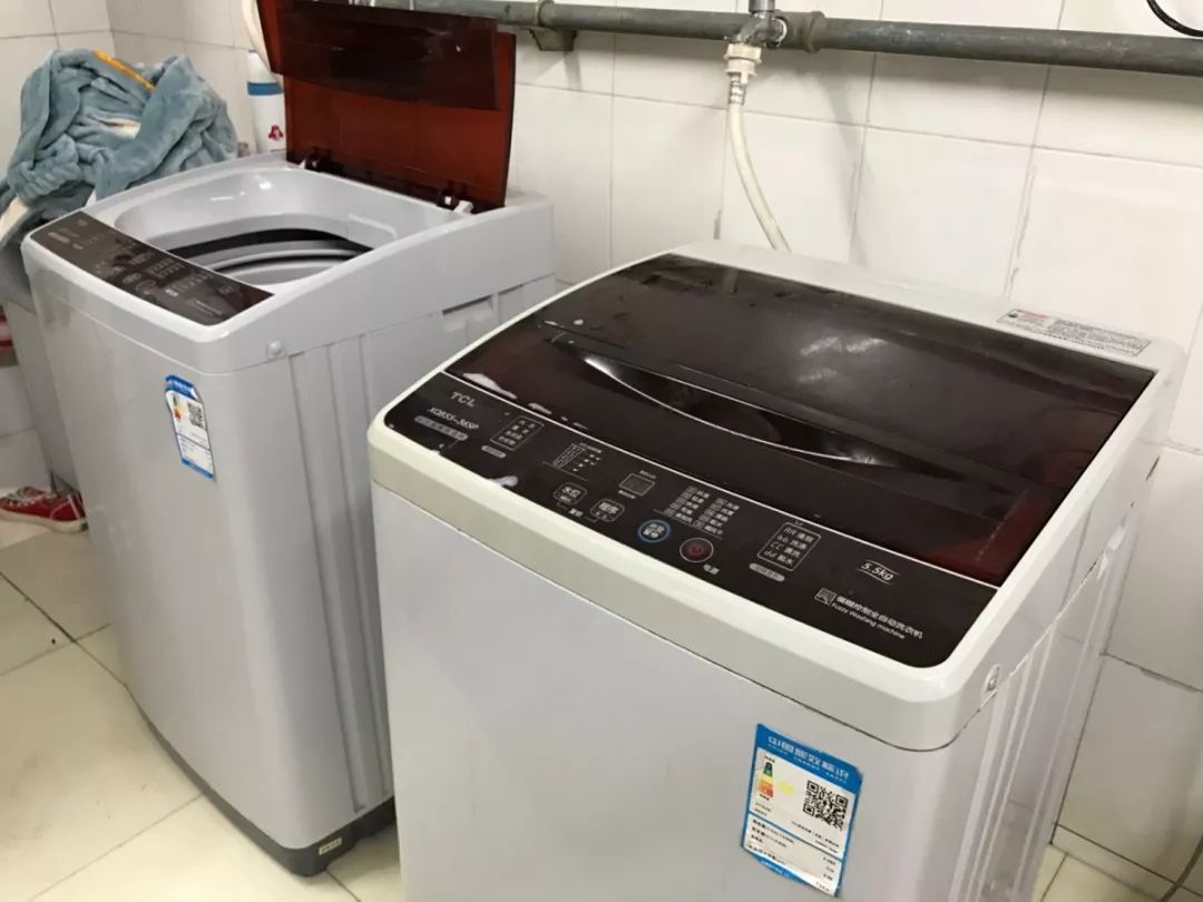 月末还剩十块钱?亲亲,小薇有份二外省钱攻略,请查收!